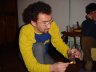 Marc prepare le breuvage